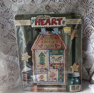 VTG NEW 1995 FROM THE HEART  APPLIQUE WALL HANGING KIT "HOME TWEET HOME" 62059